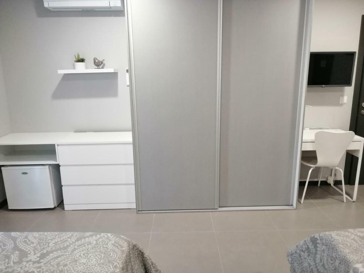 Anevan Apartment *